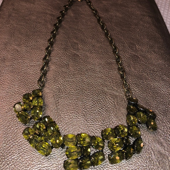 J Crew Green Crystal Necklace - Picture 3 of 4